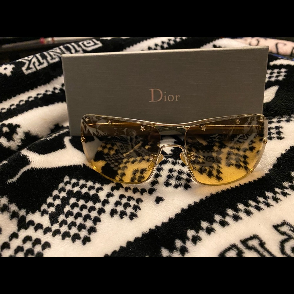 Dior windshield glasses